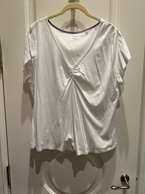 Boden White V‑Neck Twist‑Front Short Sleeve Tee